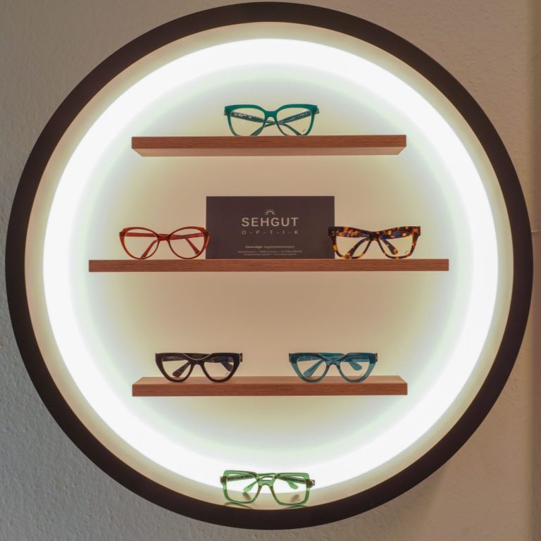 Mode Moderne Fassungen Design Fassungen Qualität Mode Sonnenbrillen Kirchzarten